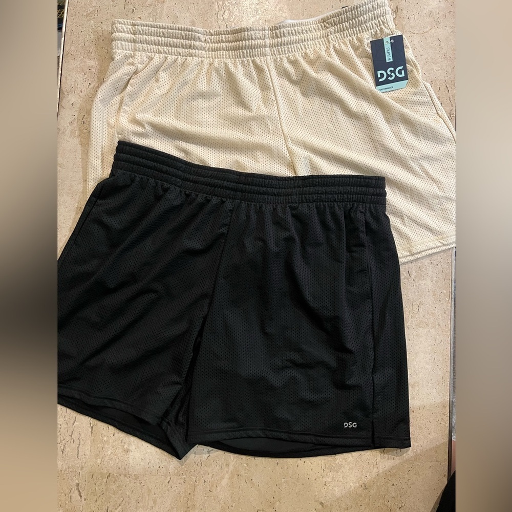 DSG 2 Pairs Women's 7" Shorts Size XL Beige Sand & Black Mesh, Relaxed - Picture 1 of 4